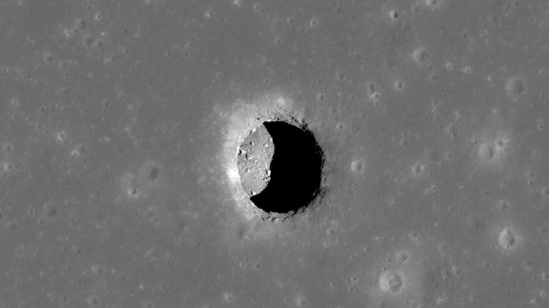 Humans could live in caves on Moon: Scientists find lunar pits with comfortable temperature